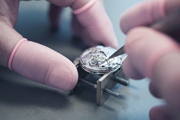 沈阳劳力士的手表为什么会走慢了2分钟