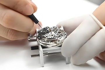 沈阳劳力士机械表为什么总快2-3分钟